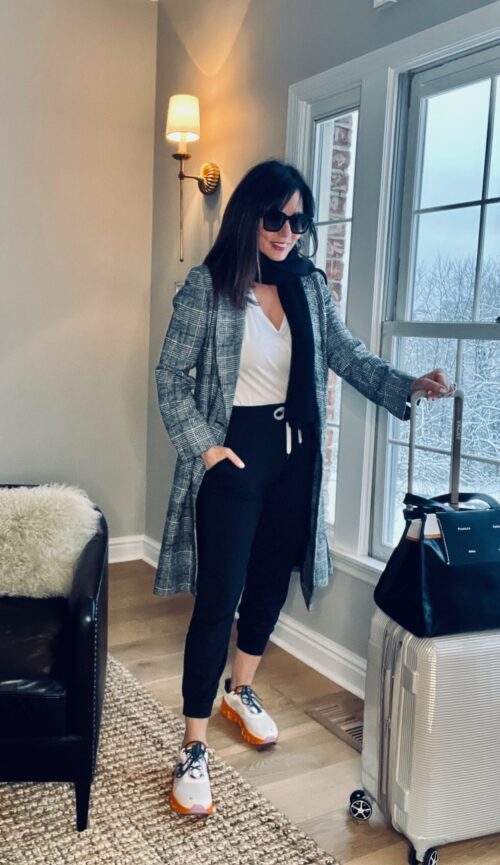 travel outfit chic coat with jogger pants 
 