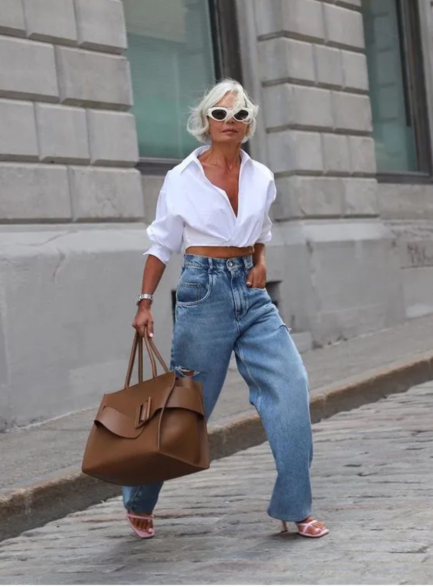 white shirt = modern jeans
